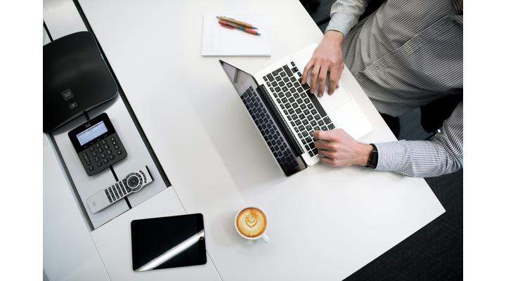 Milyen kütyüt vegyünk reklámajándékként? (Pendrive, Power bank, tech eszközök)